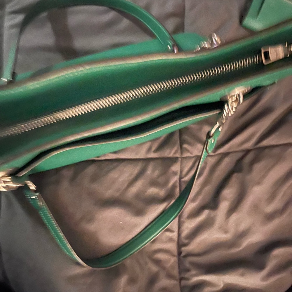 Coach Emerald Green Leather Shoulder Bag - Picture 6 of 16